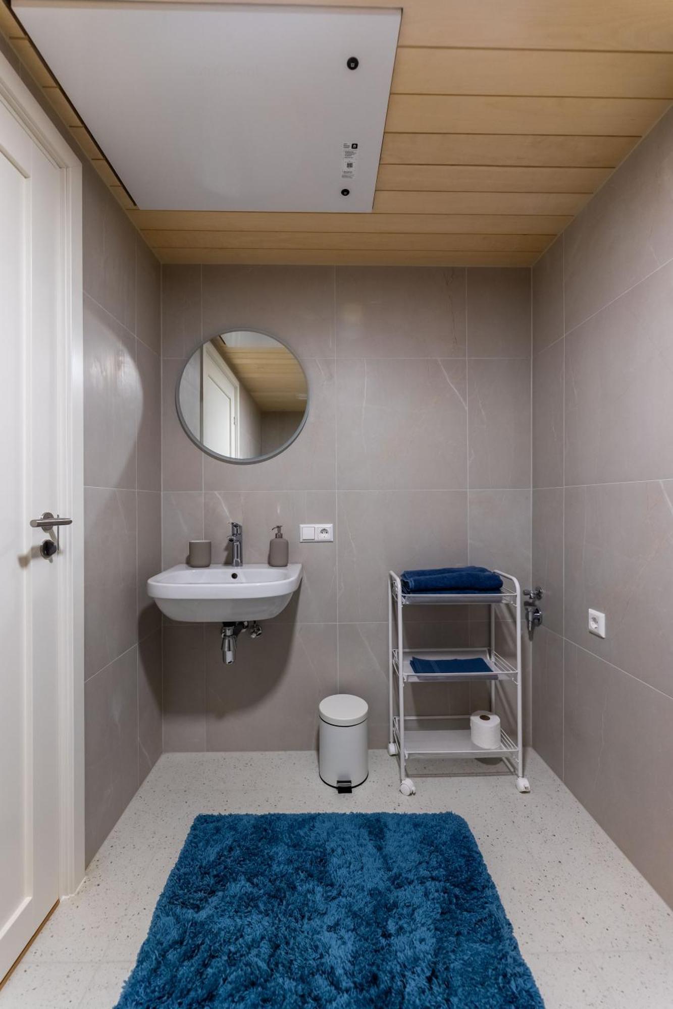 Komandandi Apartments Kuressaare Cameră foto